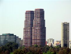 Residencial del Bosque 2, Ciudad de México (1995-1996)
