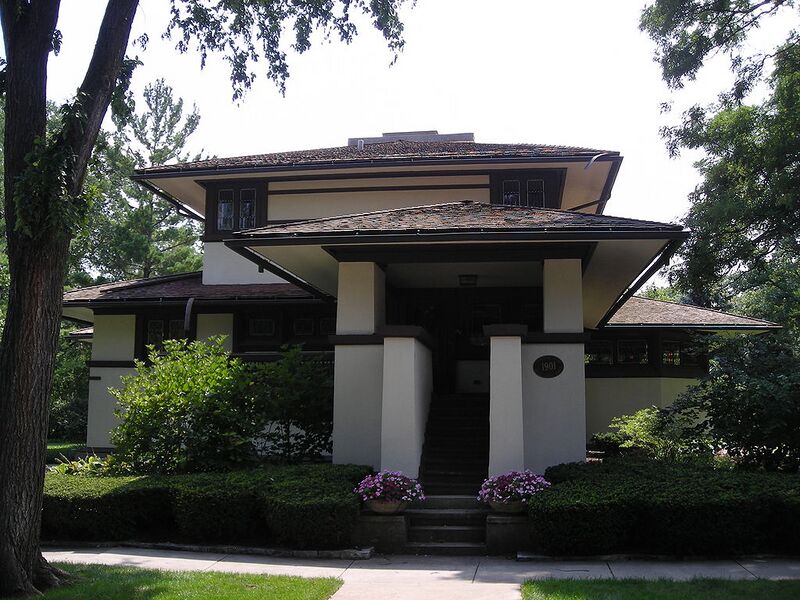 Archivo:Frank B. Henderson House (Elmhurst, Illinois) 01.JPG