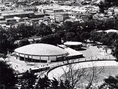 Centro de convenciones de Ehime (1953)