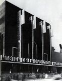 Fachada provisional del Palacio de Exposiciones para la Mostra della Rivoluzione Fascista, Roma (1932)