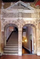 Escalera del Monasteriode Guadalupe (1537)