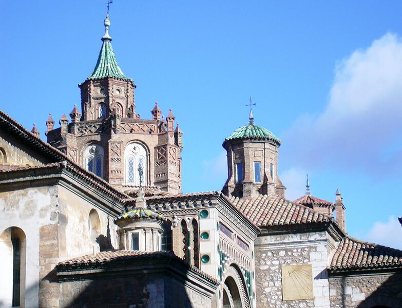 Archivo:Teruel - Cimborrio de la catedral.JPG