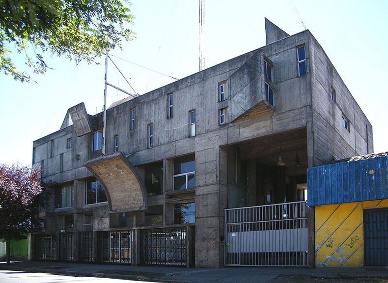 Archivo:Edificio de la Copelec fachada Maipón.JPG