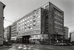 Sede de la Compañía de Seguros Merkur, Praga (1934-1936)