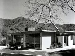 Case Study House Nº 3, Los Ángeles (1949), con William Wurster.
