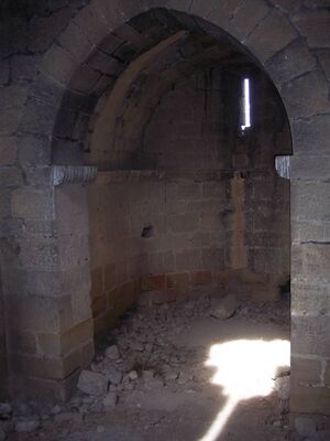 Capilla del interior de la Torre del Homenaje en el Castillo de Davalillo.JPG