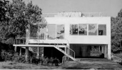 Casa Domínguez, La Caeyra, Pontevedra (1973-1976)