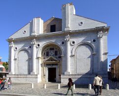 Templo Malatestiano, Rímini. (1447-1450)