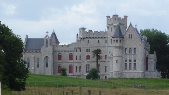 Archivo:Chateau d Abbadie.jpg
