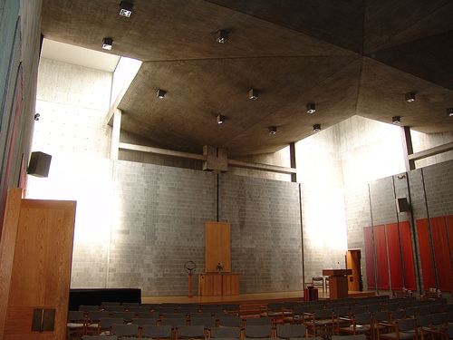 Archivo:Louis Kahn.Primera Iglesia Unitaria.Rochester.6.jpg