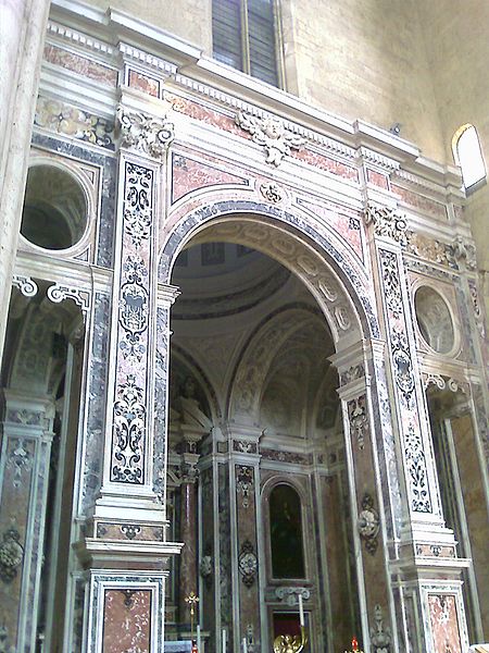 Archivo:San Lorenzo Magg.-Cappellone di Sant'Antonio.jpg