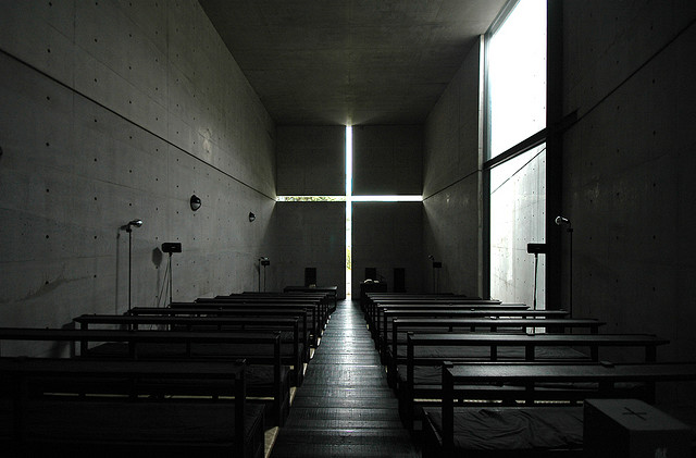 Archivo:TadaoAndo.IglesiaLuz.1.jpg