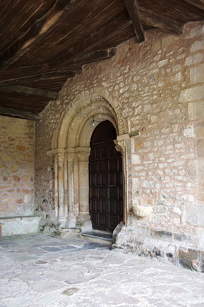 Archivo:Iglesia de San Jorge (Manzaneda), concejo de Gozón - 03.jpg