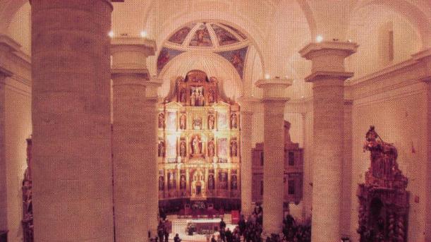 Archivo:Interior catedral Getafe.JPG