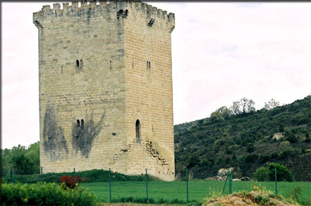 Archivo:Torre del Condestable.jpg