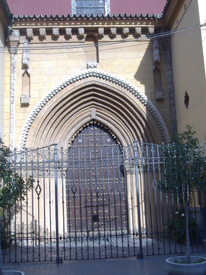 Archivo:Sevilla San Juan de la Palma Portada.jpg