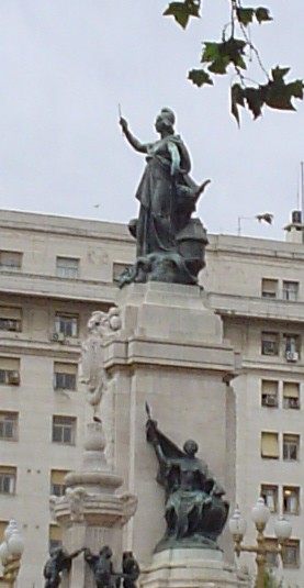 Archivo:Plaza Congreso-Republica.jpg