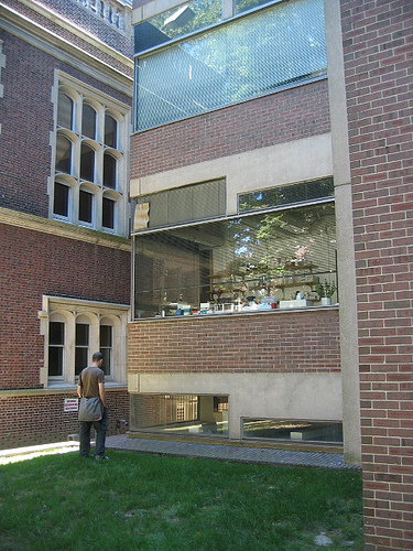 Archivo:Richards Medical Research Building.7.jpg
