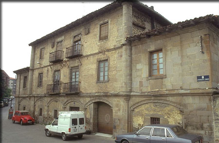 Archivo:Palacio de Guinea.jpg