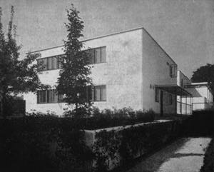 Archivo:WalterGropius.Casa16Weissenhof.1.jpg