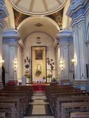 Archivo:Iglesia-Interior.jpg