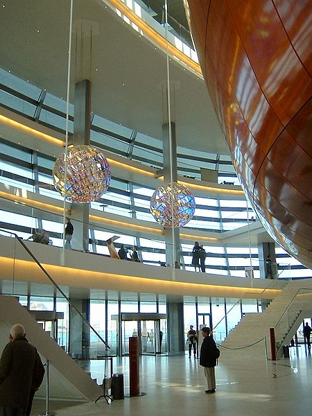 Archivo:Copenhagen new operahouse interior.jpg