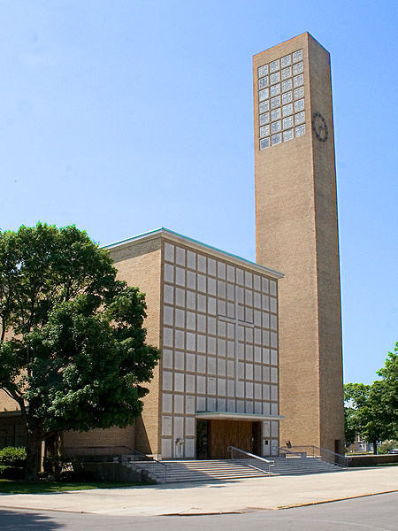 Archivo:Eliel Saarinen.Primera Iglesia Cristiana de Columbus.jpg