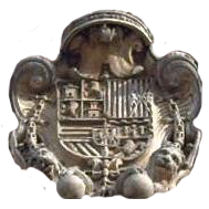 Escudo de la España de Carlos II en la fachada de la Casa de la Panadería.