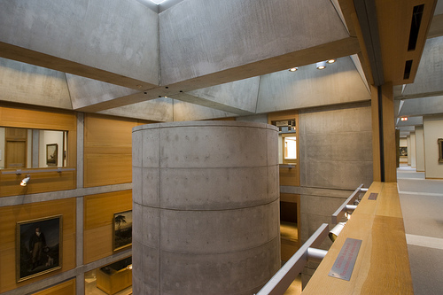 Archivo:Louis Kahn.Centro de Arte Británico de Yale.7.jpg