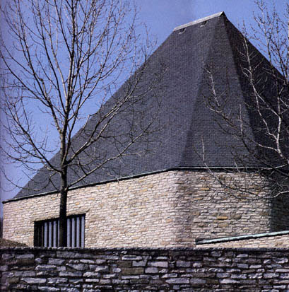 Archivo:Crematorio de skovde.Asplund.jpg