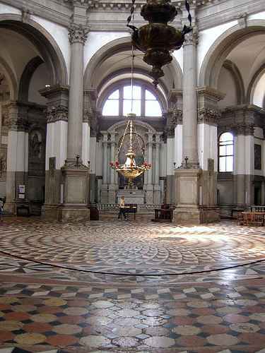 Archivo:Santa María de la Salud.Venecia.5.jpg