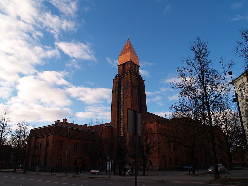 Archivo:Eliel Saarinen.Iglesia de San Pablo. Tartu.jpg