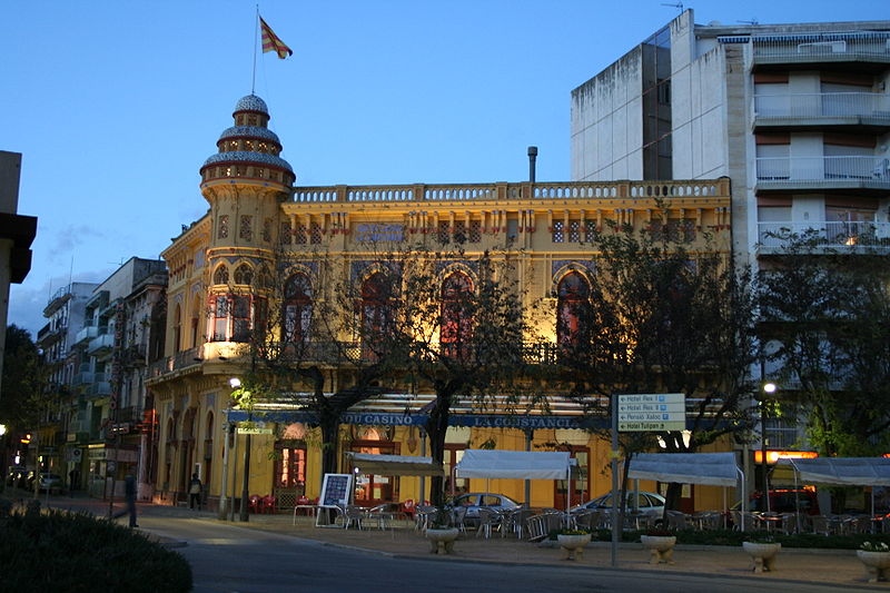 El 'Casino dels Nois, formalmente llamado Casino "la constancia", obra de estilo modernista mozárabe