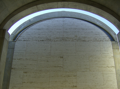 Archivo:Louis Kahn.Museo de Arte Kimbell.4.jpg