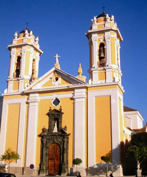 Archivo:Catedral de Ceuta.jpg