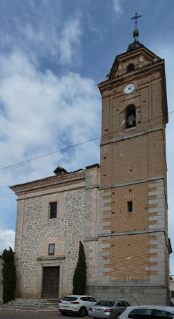 Archivo:SanMartinDePusa.Iglesia.jpg