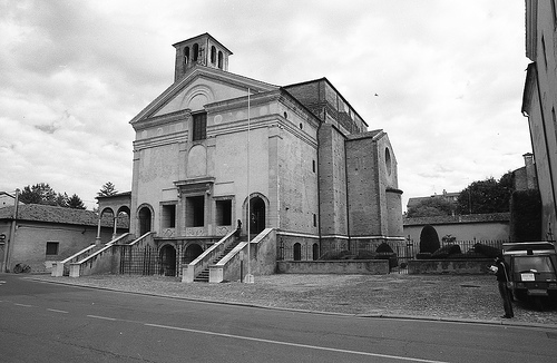 Archivo:Iglesia de San Sebastian.Mantua.jpg