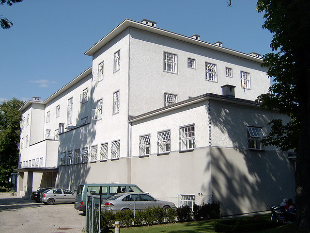 Archivo:Hoffmann.SanatorioPurkersdorf.4.jpg