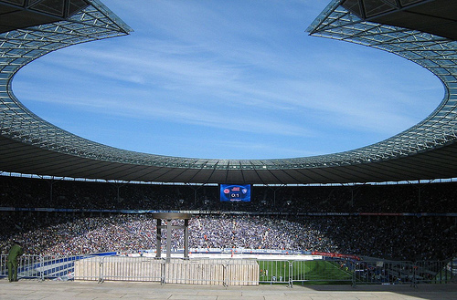 Archivo:Estadio olímpico Berlín.2.jpg