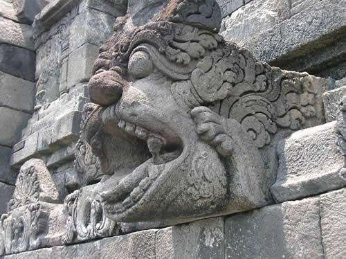 Archivo:Borobudur spout.jpg