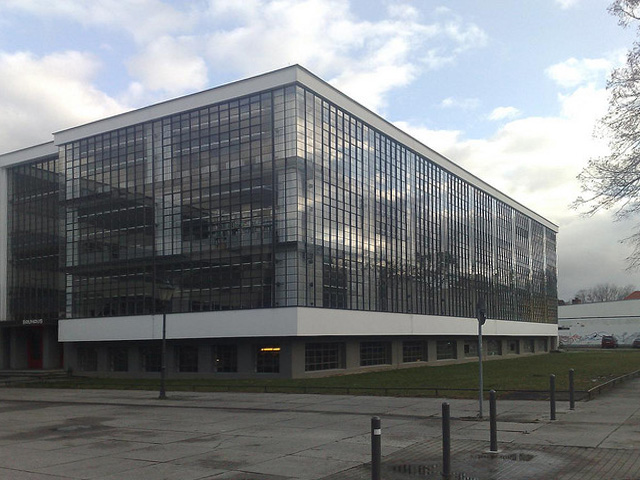 Archivo:Gropius.Edificio Bauhaus.4.jpg