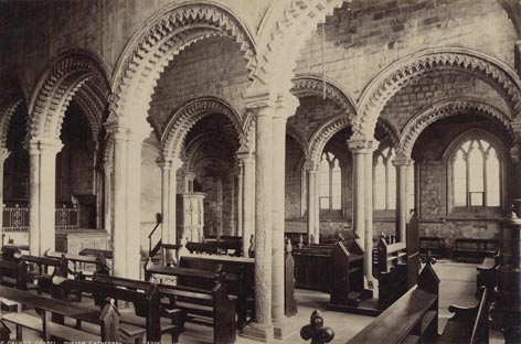 Archivo:Durham Cathedral. Gallilee Chapel by James Valentine. c.1890.jpg