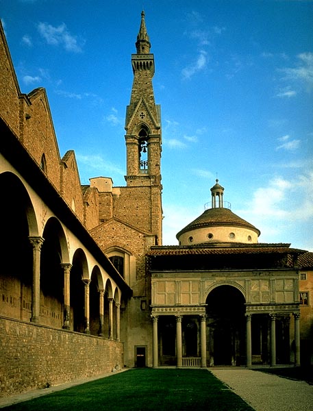 Archivo:Brunelleschi.Capilla Pazzi.jpg