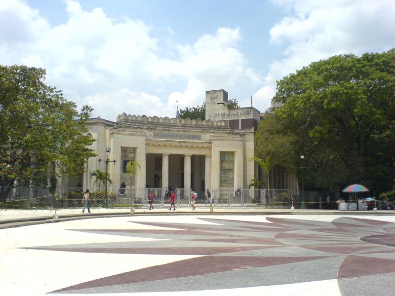 Archivo:Galería de Arte Nacional, Caracas.jpg