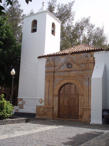 Archivo:Iglesia de San Miguel. Tuineje.jpg