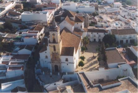 Archivo:IglesiaSantaMaria.Villamartin.jpg