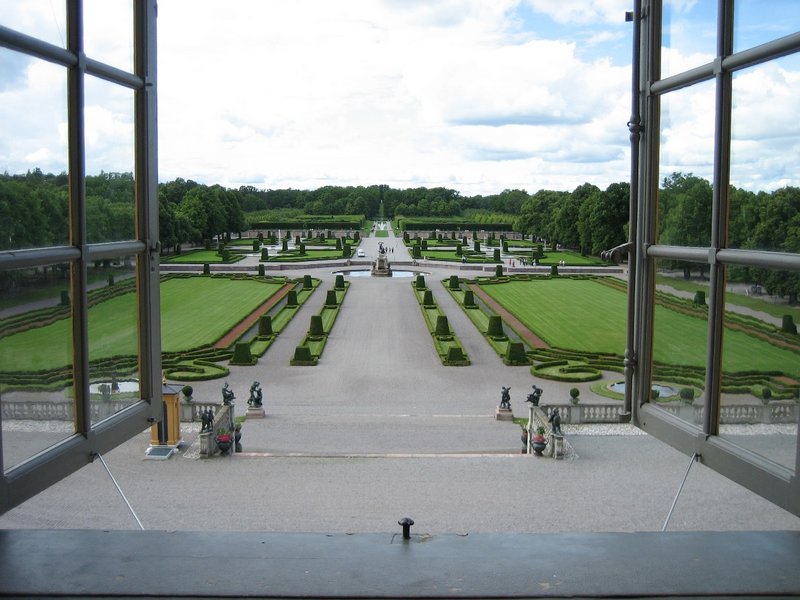 Archivo:Drottningholm gardens.jpg