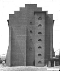 Fábrica de productos químicos Moritz Milch & Co, Luban (Polonia) (1911-1912)