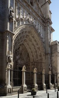 Puerta de Los Leones de la catedral de Toledo