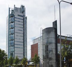 Centro comercial y Torre de oficinas Itakeskus, Helsinki (1980-1989)